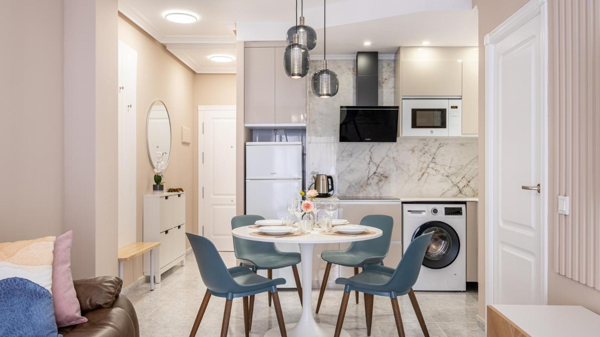 Apartamento Centrico Con Garaje Torrevieja Exteriör bild